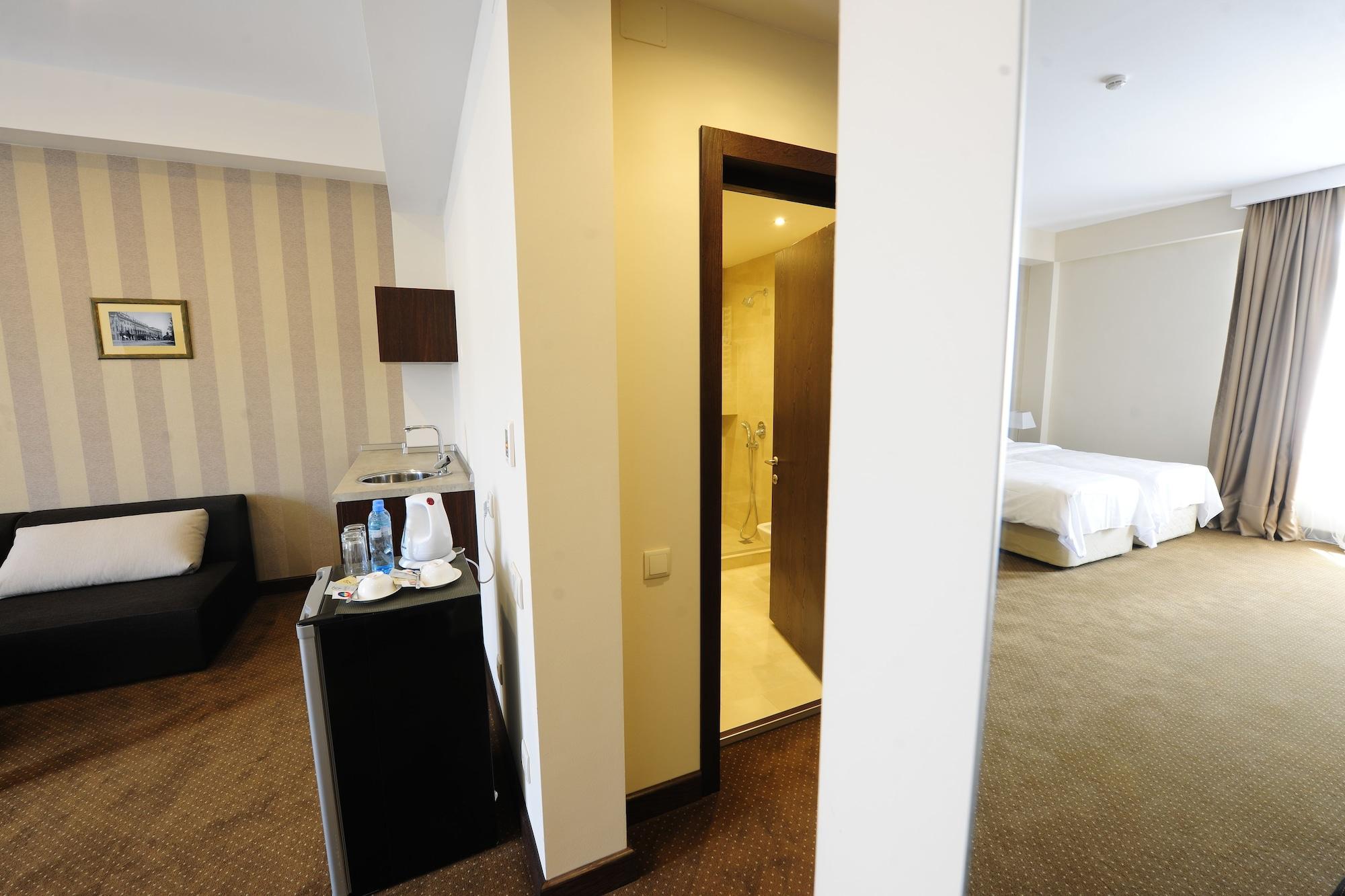 Citrus Hotel Tbilisi Exterior photo