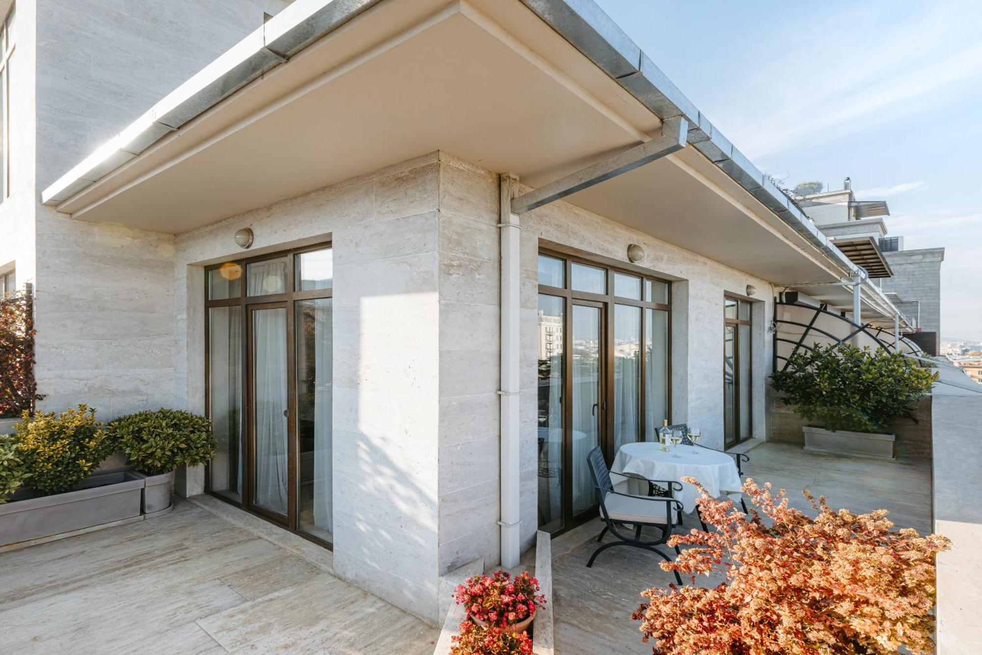 Citrus Hotel Tbilisi Exterior photo