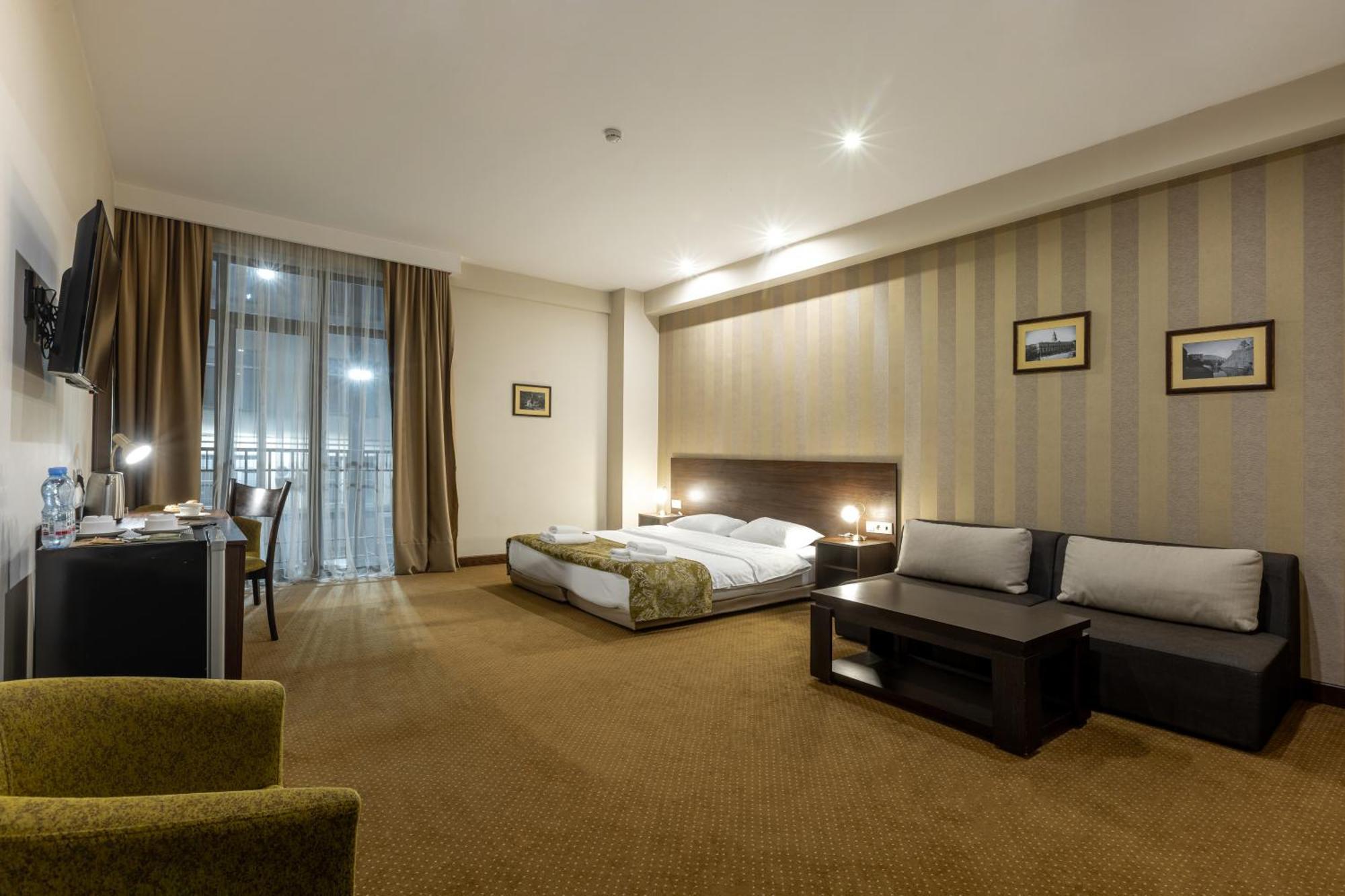 Citrus Hotel Tbilisi Room photo