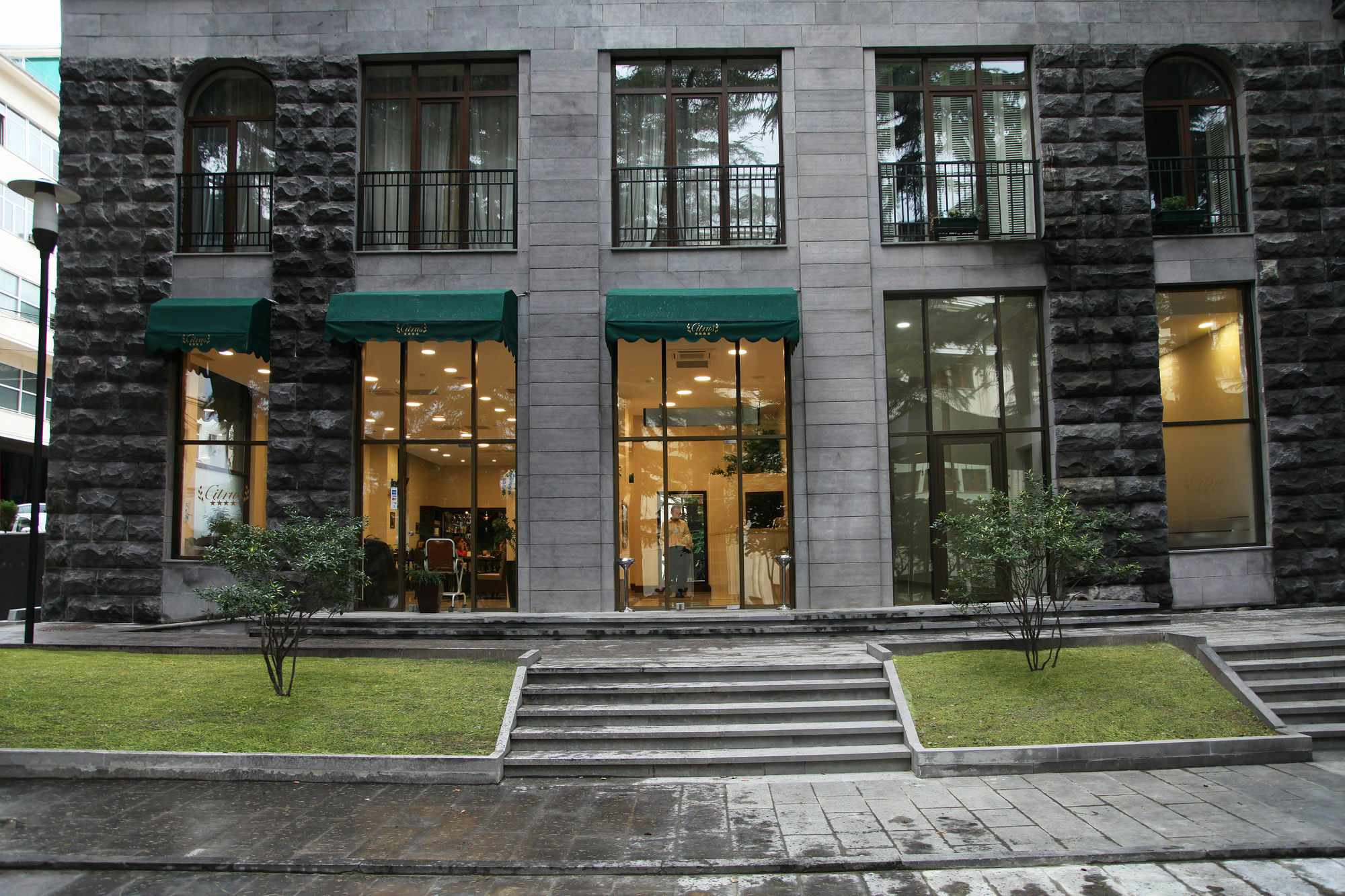 Citrus Hotel Tbilisi Exterior photo
